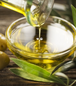 Olivový olej – blahodárny pre dušu aj telo